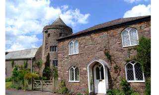 Tiverton Castle Properties