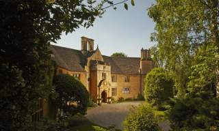 Foxhill Manor