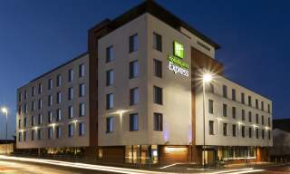 Holiday Inn Express Cheltenham Town Centre