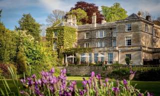 Burleigh Court Hotel