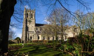 Christchurch Priory Tour: Tudor Times & People