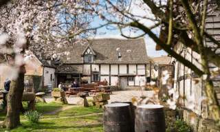 The Fleece Inn (National Trust)