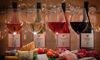 Classic Vineyard and Winery Tour