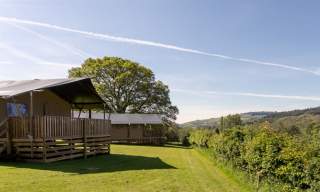Valleyside Escapes