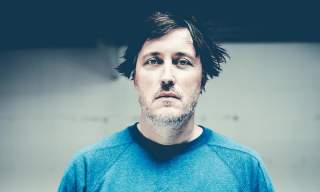 Bjørn Tomren prøver så godt han kan