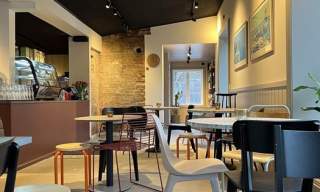 Bonzo Café and Bakery