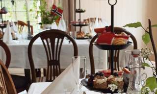 17. mai-frokost i Bakergaarden