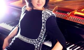 Tett på Alexandra Dariescu