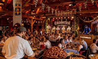 OKTOBERFEST På HAUBITZ HALL