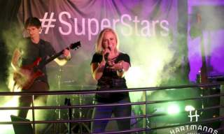 Fellesjulebord på Hartmanns brygge med SuperStars