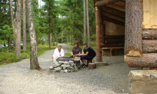 Elvestien og elveplassen