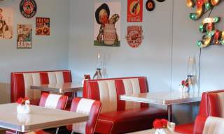 The Funny Farm Cafè, Hobøl