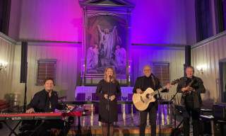 Weihnachtskonzert in der Kirche von Lyngdal – Hans Inge Fagervik & Freunde