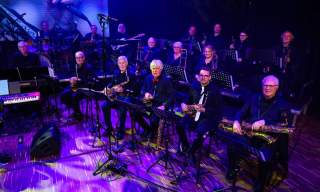 Mai-jazz i Byparken med HALDEN STORBAND