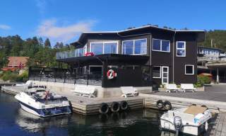 Trysnes Brygge Restaurant & bar