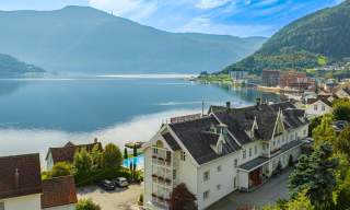 Hofslund Fjordhotell
