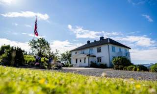 Vestre Kjærnes Gård