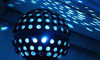 Vanndisco på Østfoldbadet - Midt i Askim