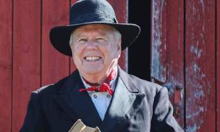 HANS NILSEN HAUGE til Der Mannfolk Møtes gjennom Alv Magnus