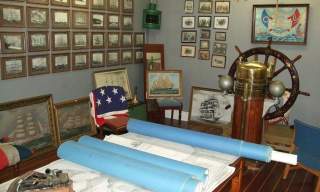 Risør Seilskuteklubb utstilling på Risør Rådhus