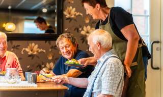 Lunsjbar'n kafe og catering