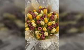 Cupcake bouquet decorating class