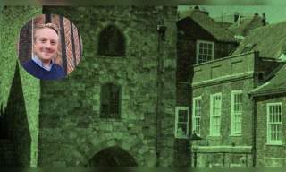 Torchlight Tour with Andy Skinner: Spooky & Scary Southampton