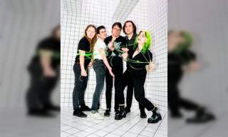 Frankie and the Witch Fingers