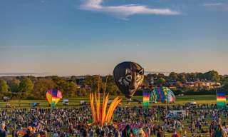 Balloons & Tunes - West Sussex