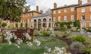 Oatlands Park Hotel