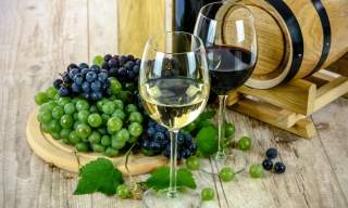 Wines for Summer – Wine Tasting Workshop | The Guildford Institute