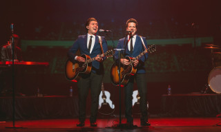 Walk Right Back - The Everly Brothers Story