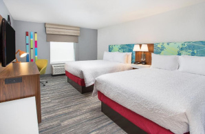 Hampton Inn & Suites