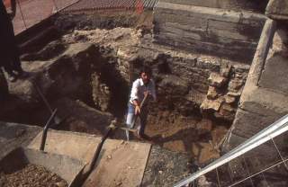 Digging Lincoln - presented by Dr Michael. J Jones