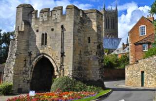 Pottergate Arch