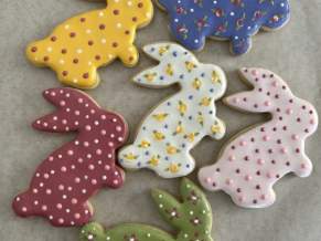 Calico Bunnies Cookie Decorating Class