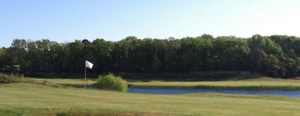 McCullough's Emerald Golf Links