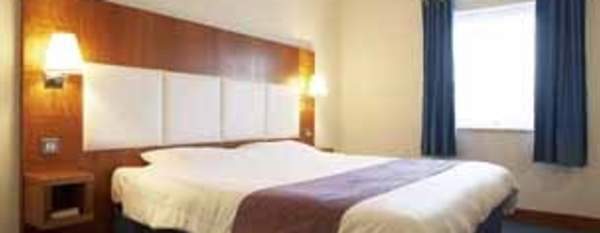 Premier Inn Manchester (Trafford Centre North)