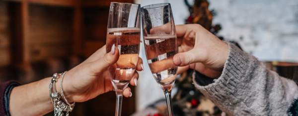 Urban Alpine Lodge Bar Hutte