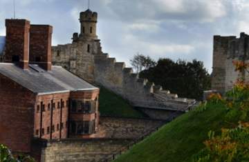 Alfred Lord Tennyson - Idylls of the King at Lincoln Castle