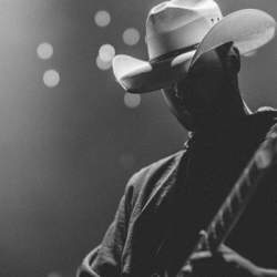 Rogue Country Presents: Corb Lund