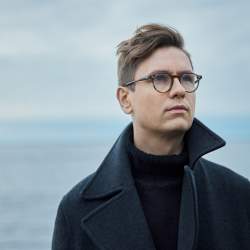 Víkingur Ólafsson, piano