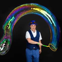 The Bubble Show 2 - More Bubbles!