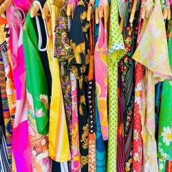 Vintage Pop Up Shop