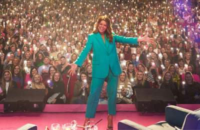 Doireann Garrihy - The Laughs of your Life Live