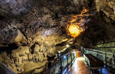 Crag Caves
