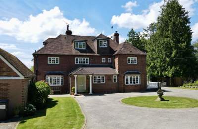 Hedgerows House