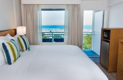 Newly Renovated Guy Harvey Oceanfront Room