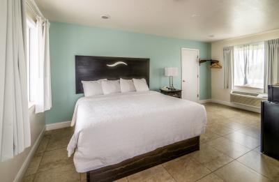 Everglades City Motel King Room