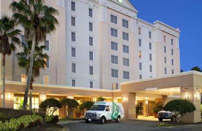 Embassy Suites Orlando Airport Hotel Exterior